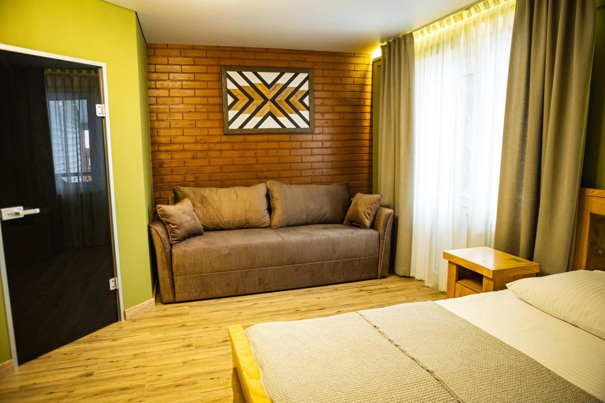 Zatyshok Nad Prutom Hotel Bukovel Bagian luar foto
