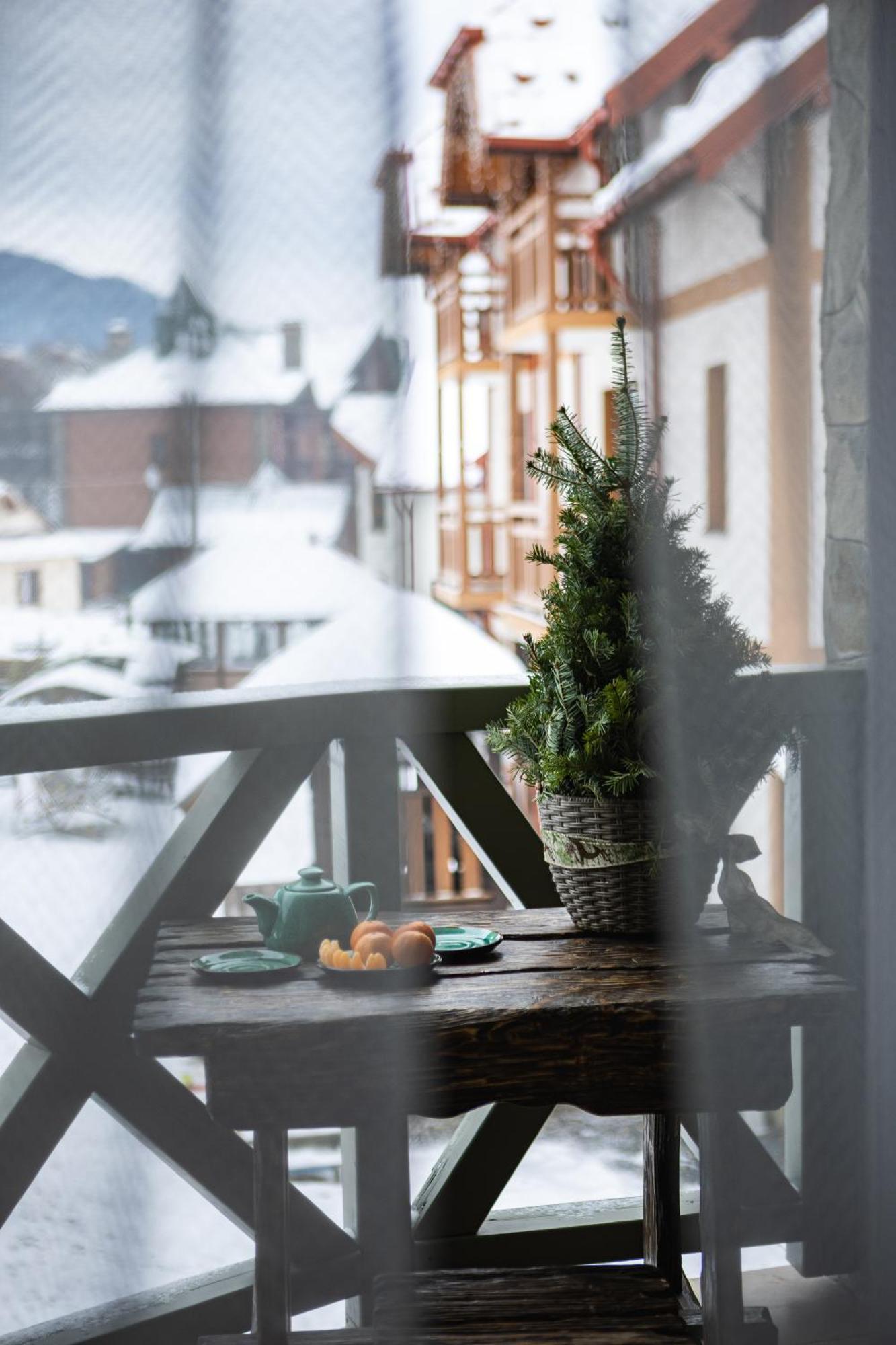 Zatyshok Nad Prutom Hotel Bukovel Bagian luar foto