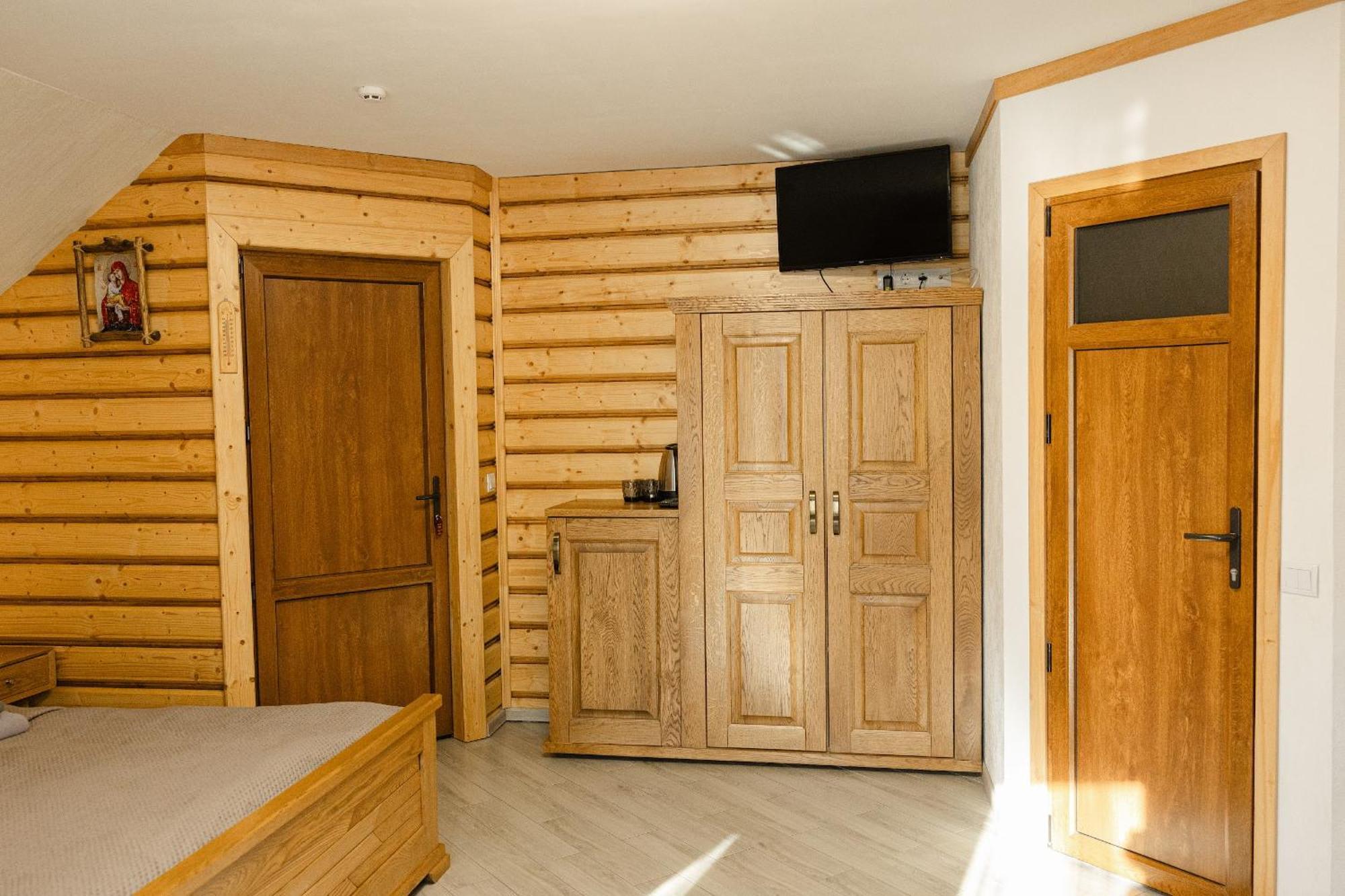 Zatyshok Nad Prutom Hotel Bukovel Bagian luar foto