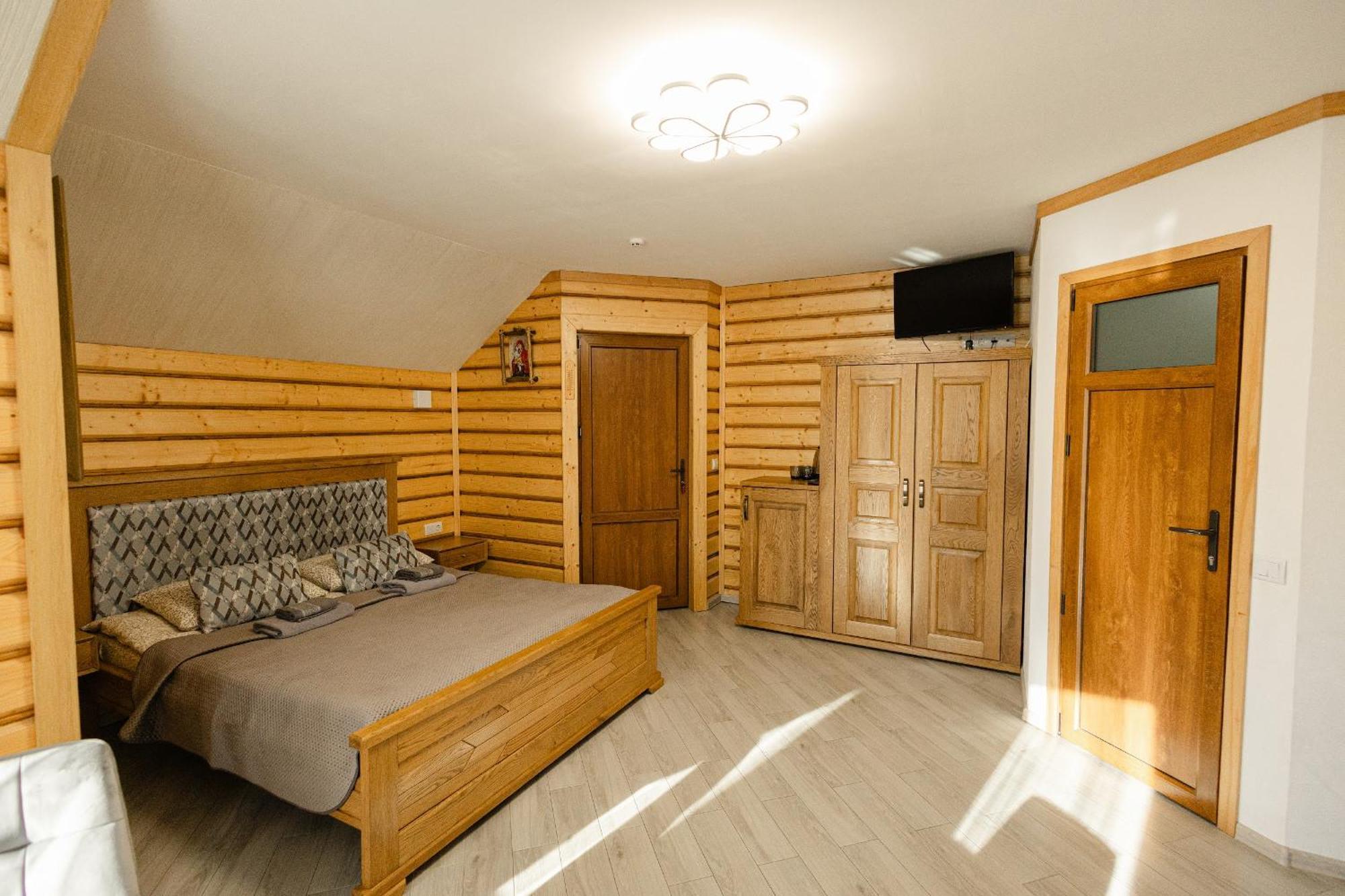 Zatyshok Nad Prutom Hotel Bukovel Bagian luar foto