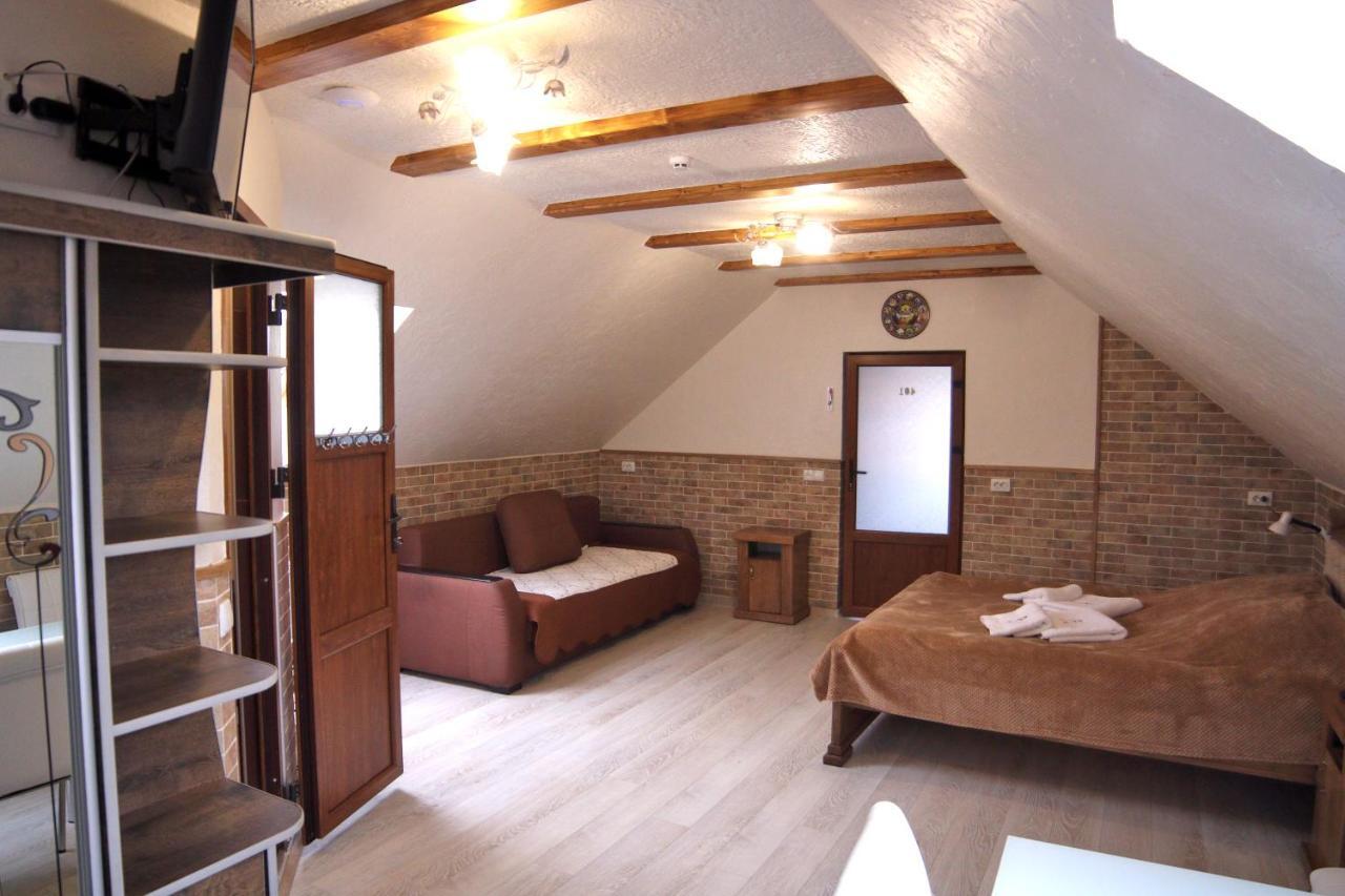 Zatyshok Nad Prutom Hotel Bukovel Bagian luar foto
